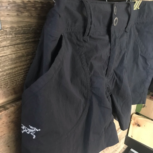 Arc’teryx women’s shorts (Damen) - Picture 2 of 7